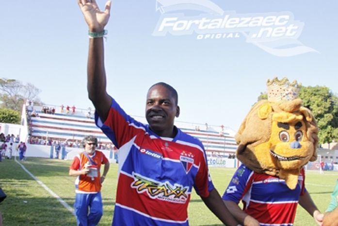 Ex-atacante do CRB é o novo reforço do Fortaleza