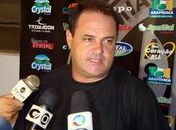 Vica valoriza ponto conquistado e fala sobre reforços