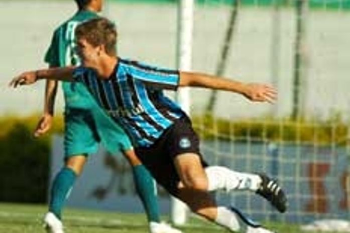 Confirmado: o zagueiro Marcus Vinicius é novo reforço do ASA na Série B