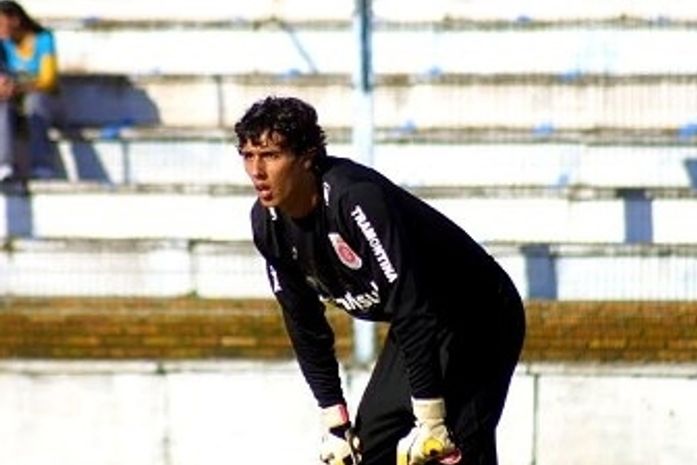ASA contrata goleiro William que estava no Internacional-RS