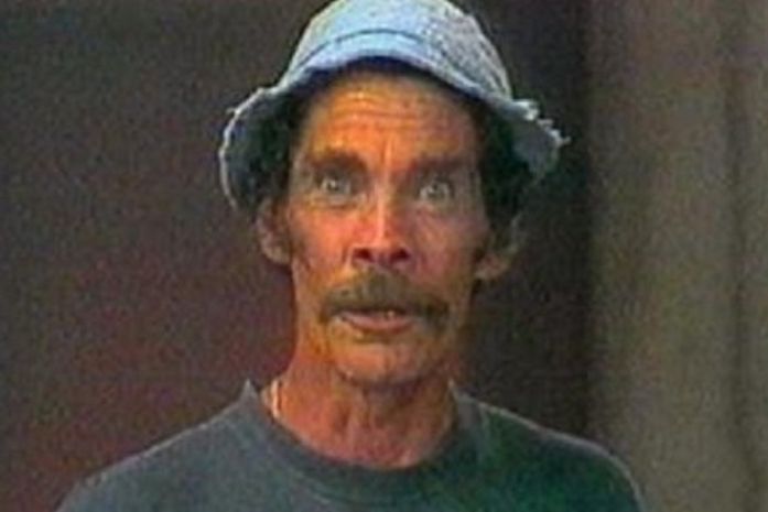 Filhas do 'Seu Madruga' vão leiloar figurino usado pelo pai no seriado Chaves