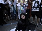 Advogado coloca em dúvida suspensão de apedrejamento de iraniana