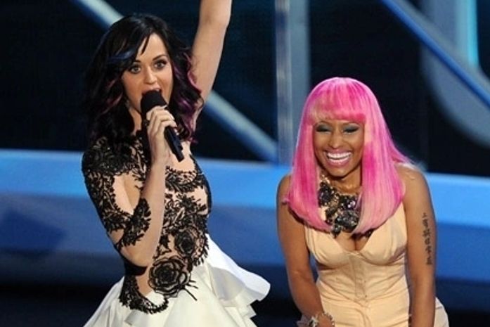 Katy Perry e Nicki Minaj apresentam prêmio de Video de Rap