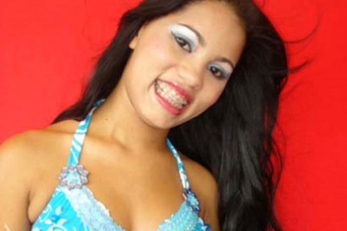 Silvio Santos esnoba Stefhany e deixa a cantora irritada