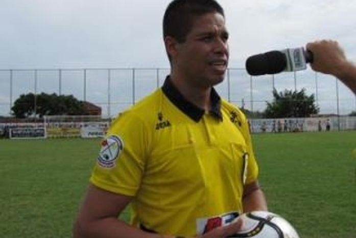 Chicão apita Goiás x Botafogo/RJ no Serra Dourada, em Goiás