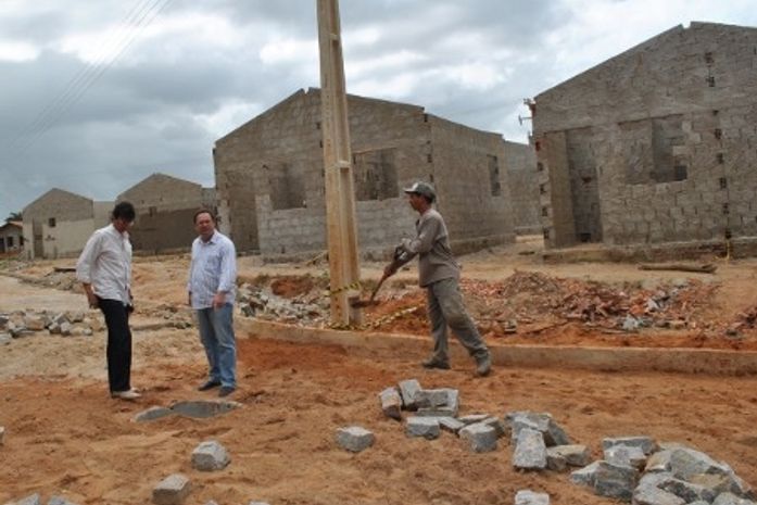 Setor imobiliário avança com a construçăo de 10 mil casas‏ em Arapiraca
