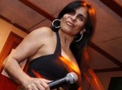 Léo tira satisfação com Gretchen e clima esquenta na Fazenda