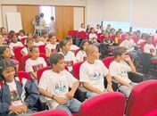 Alunos da rede municipal vão ao auditório do TRT