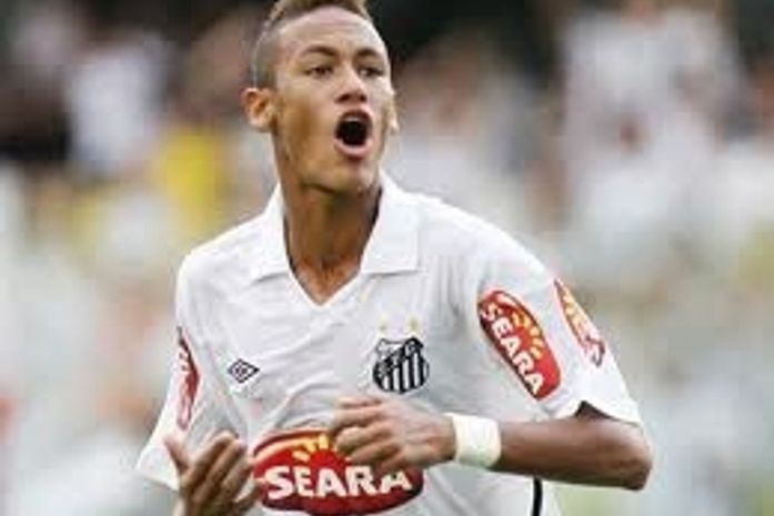 Vídeo:Cai a blindagem e Neymar agora é criticado por seus companheiros