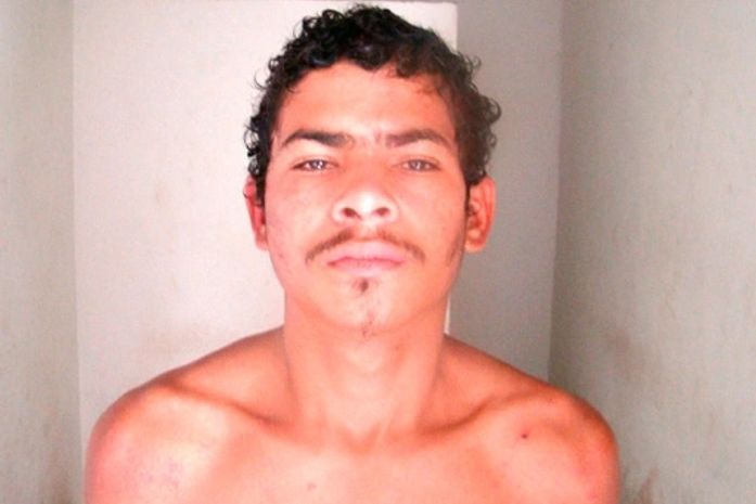 Vítima reage e prende ladrão em loja na Mangabeiras