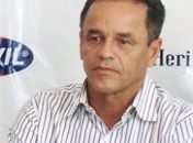 Roberval Davino deixa o comando técnico do Brasiliense