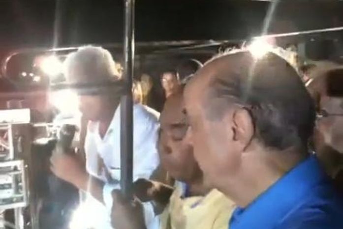 Video: Serra passa por constrangimento em comício no Sergipe