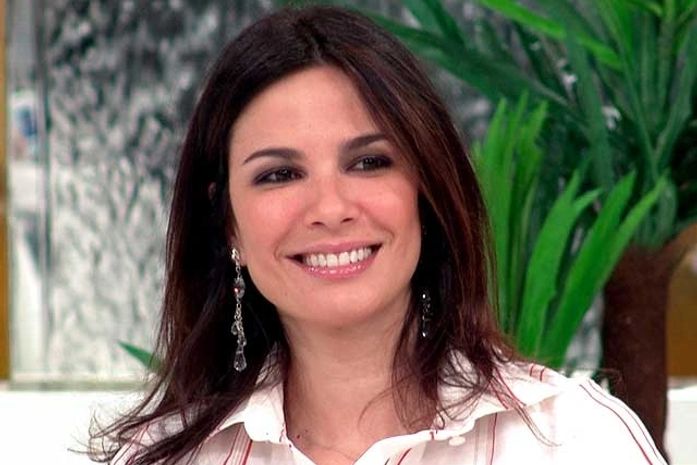 Luciana Gimenez enfim confirma gravidez