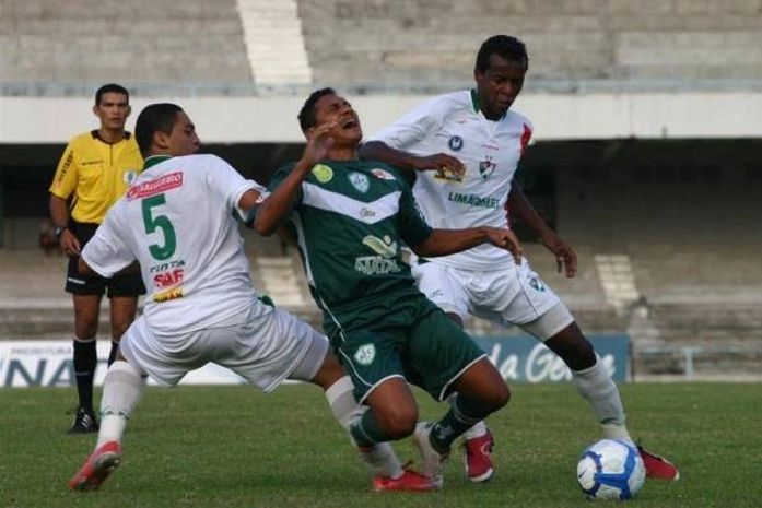 Alecrim perde em casa para o Salgueiro e é rabaixado para a série D