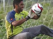 Goleiro do Bahia é suspenso por uso de substância proibida