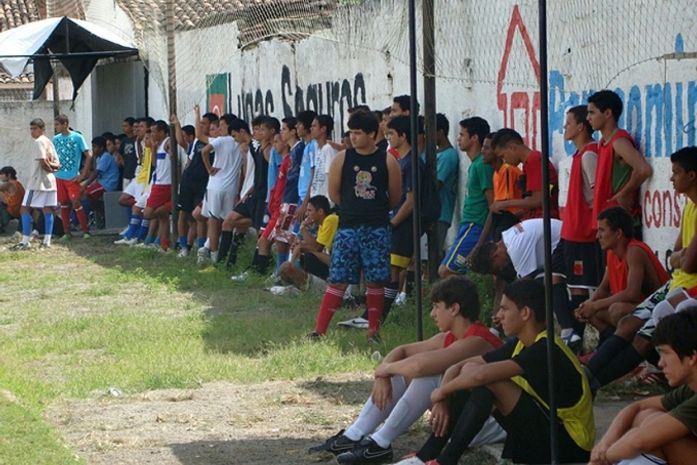 Dezenas de jovens comparecem ao peneirão do Corinthians Alagoano