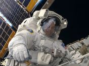 Astronautas dizem que a pior parte de ir ao espaço é perder as unhas