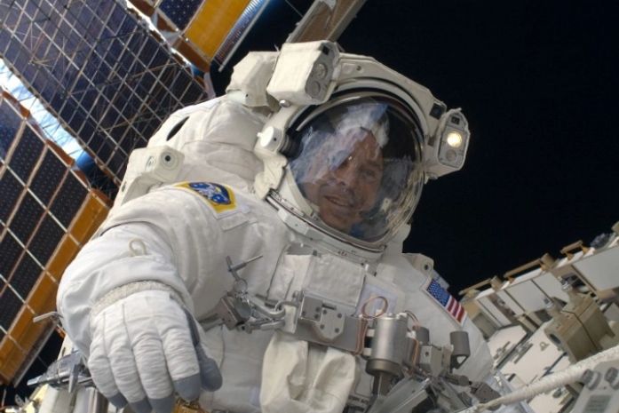 Astronautas dizem que a pior parte de ir ao espaço é perder as unhas