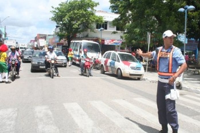 SMTT de Arapiraca realiza blitz referente a Semana Nacional de Trânsito‏