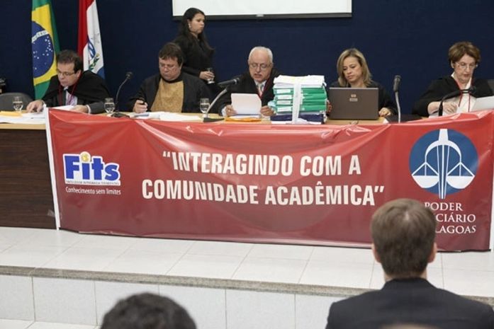 Primeira Câmara Cível do TJ/AL realiza sessão itinerante na Fits