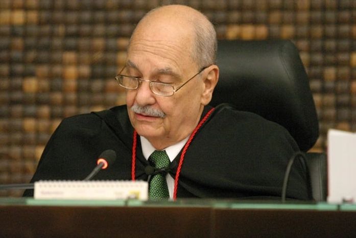 Mantida condenação de acusado de matar por conta de troco