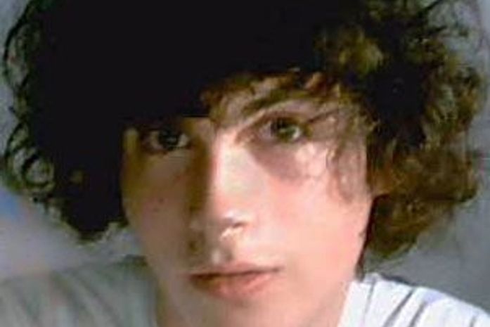 Australiano de 17 anos admite ter provocado caos no Twitter