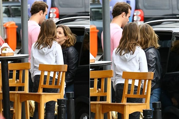 Deborah Secco e Roger Flores são fotografados juntos no Rio