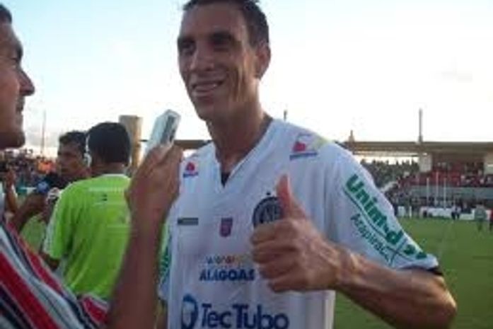 CRB se reapresenta, mas definirá situação financeira na próxima semana