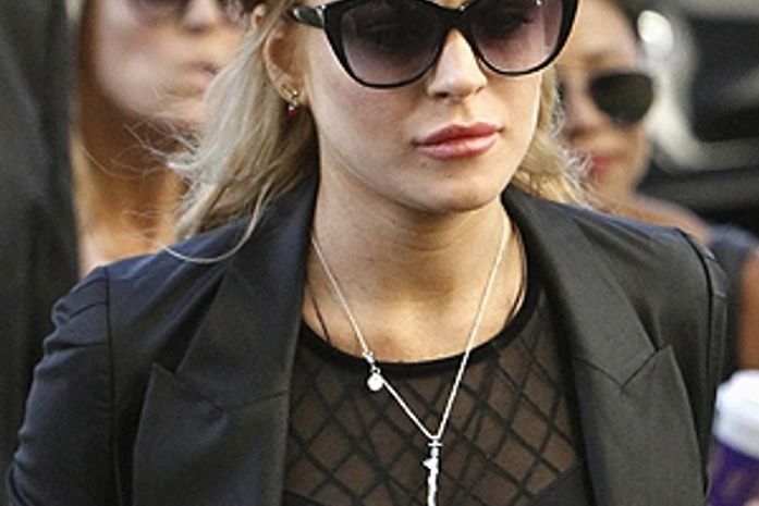 Lindsay Lohan tem liberdade suspensa e irá voltar à prisão