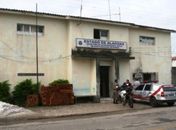Seis presos fogem da delegacia de Penedo durante a madrugada