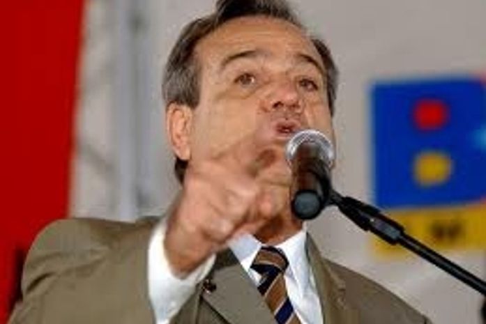 Lessa, Mano e Zuleido Veras depõem na Polícia Federal