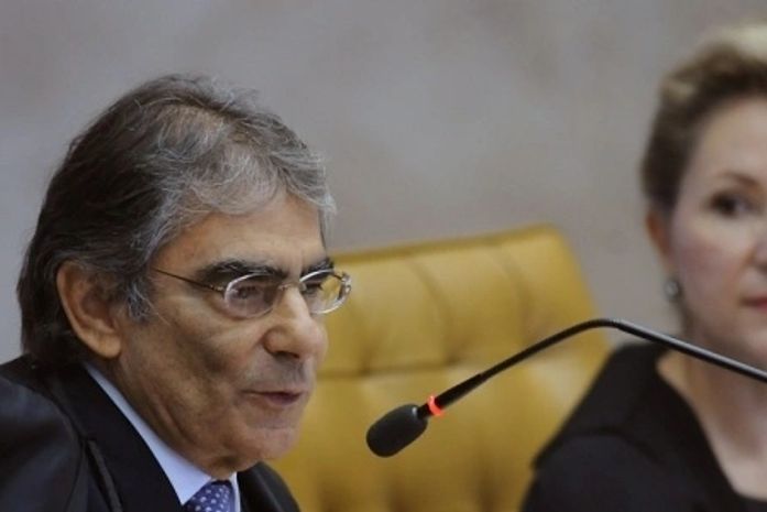 Ficha Limpa: STF decide hoje se arquiva recurso de Roriz