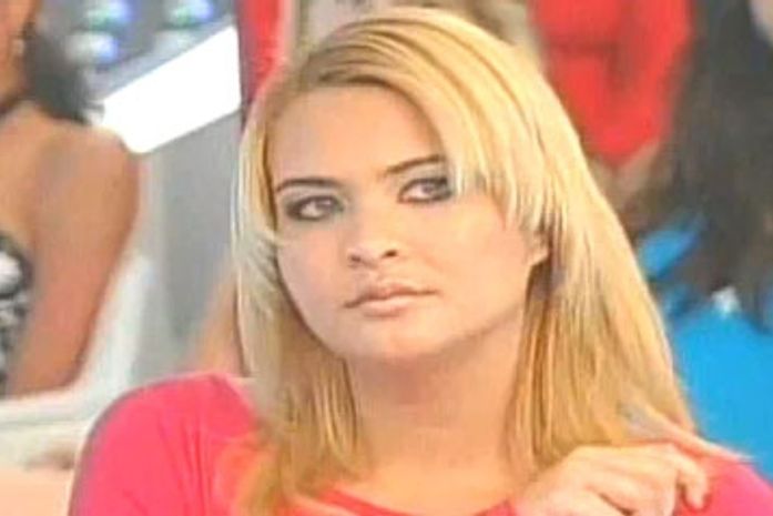 Geisy Arruda ganha o primeiro prêmio de 'A Fazenda'