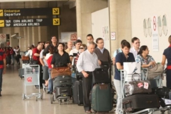 Voos cancelados da Webjet superam os registrados na segunda-feira