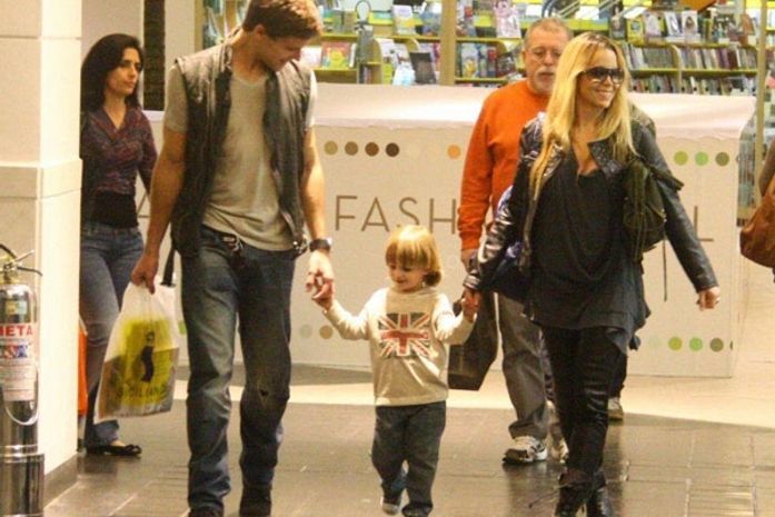 Jonatas Faro diz no Twitter que será pai de um menino