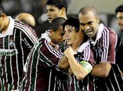 Em jogo duro, Fluminense marca no fim e se mantém na ponta