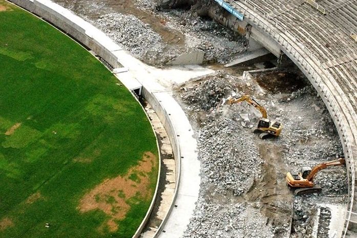 Vídeo:Cheio de escombros, Maracanã ainda é esperança do Fluminense
