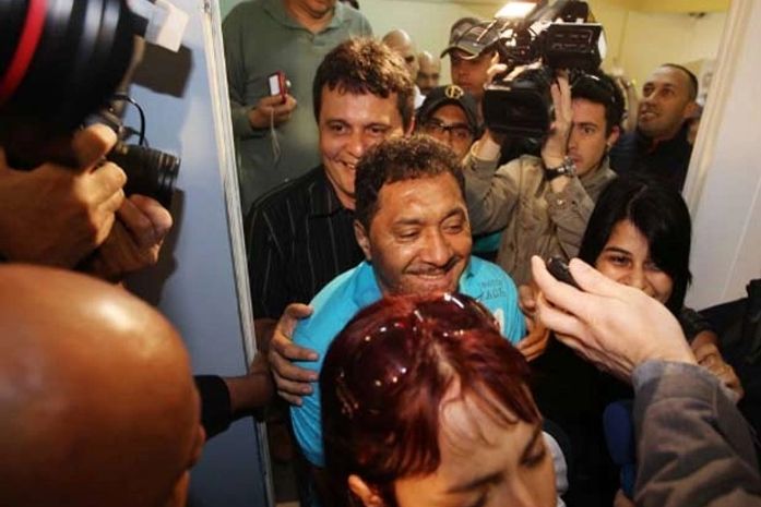 Mais votado do país, Tiririca não consegue bater recorde de Enéas