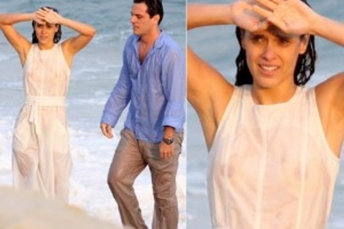 Assessora de Carolina Dieckmann surta com jornalistas