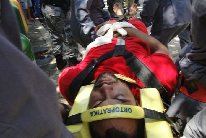 Bruno passa mal dentro de ambulância e volta a clínica