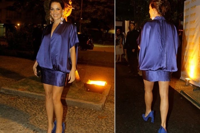 Carolina rouba a cena em festa para a xará Herrera