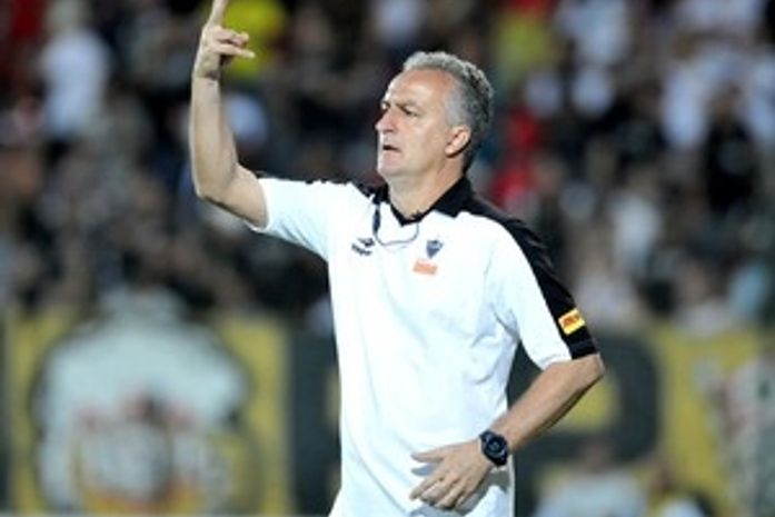 Vídeo:Dorival valoriza espírito de luta dos jogadores na vitória sobre o Timão