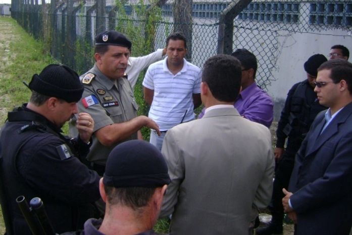 Mais de 40 presos perigosos são transferidos de Alagoas para presídio federal em Rondônia