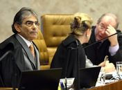 Decisão do STF sobre validade da Lei da Ficha Limpa deve ficar para 2012