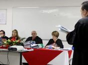 Desembargador James Magalhães preside sessão itinerante em faculdade de Maceió