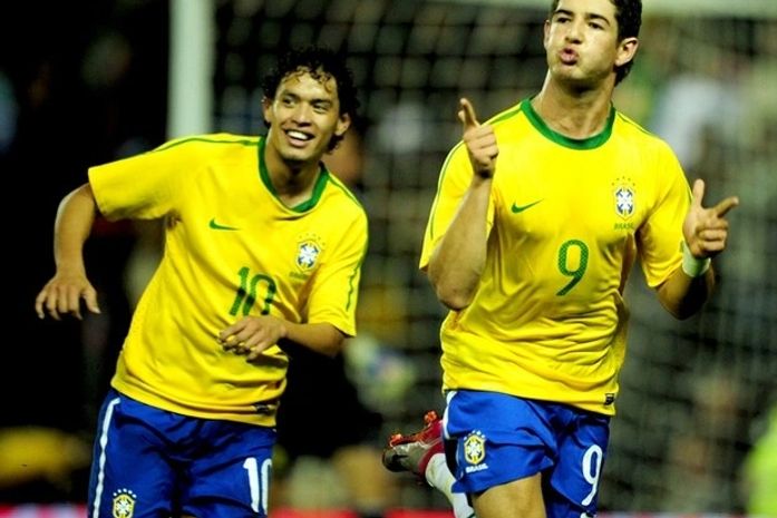 CBF confirma corte de Alexandre Pato para amistoso contra Argentina