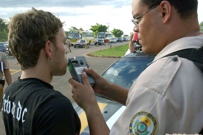 Governo federal vai distribuir 1 milhão de bafômetros pelo País