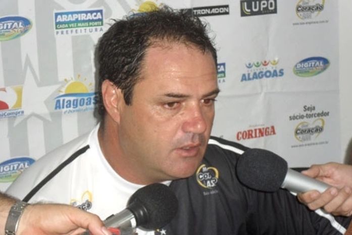 Vica: "Não tivemos calma suficiente para colocar a bola para dentro"