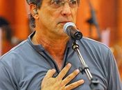 Ivan Lins, vítima de assalto, diz que filhos foram roubados na mesma via