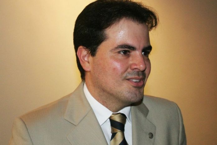 Conselheiro da OAB diz que 15 cursos de direito no Estado são "demais"